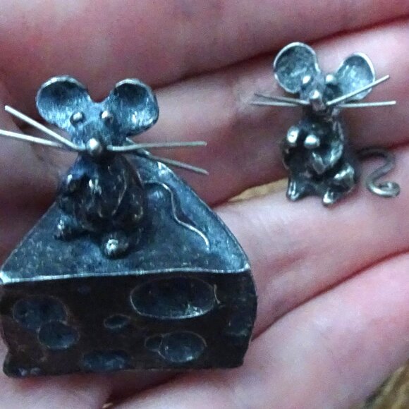 Vintage Pewter Mini Mice Animal Figurine - Picture 1 of 5